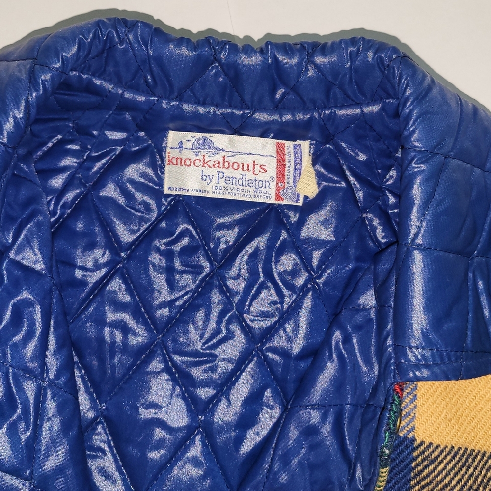 Vintage Pendleton Plaid Vest - 100% Virgin Wool - Picture 4 of 12